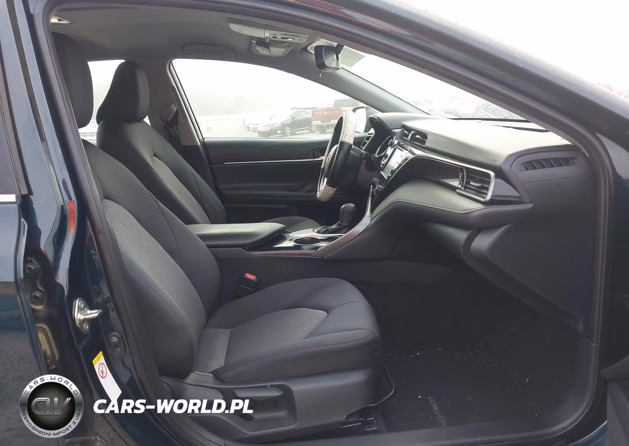 2019 Toyota Camry Le VIN:4T1B11HK6KU709427 - 5