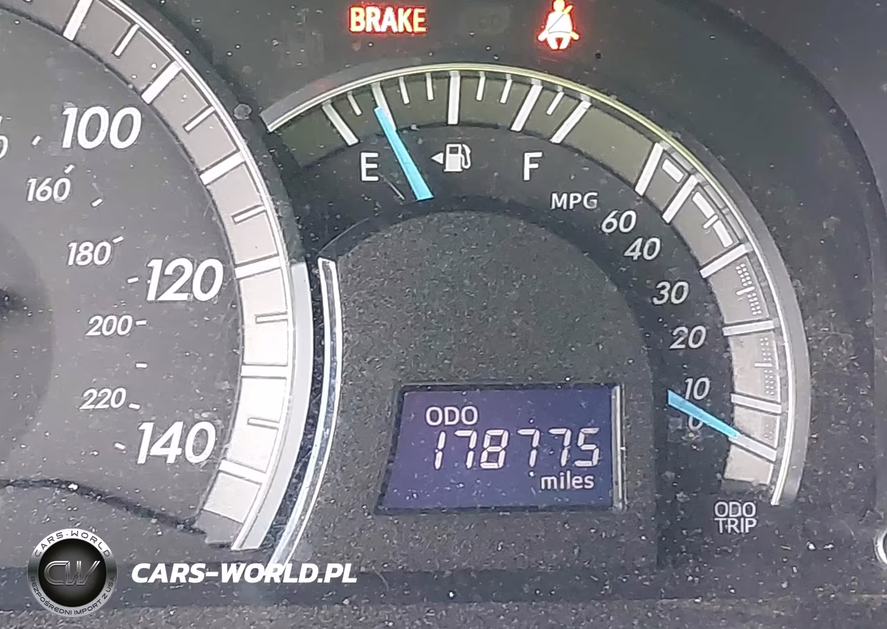 2013 Toyota Camry Se VIN:4T1BF1FK1DU693743 - 16