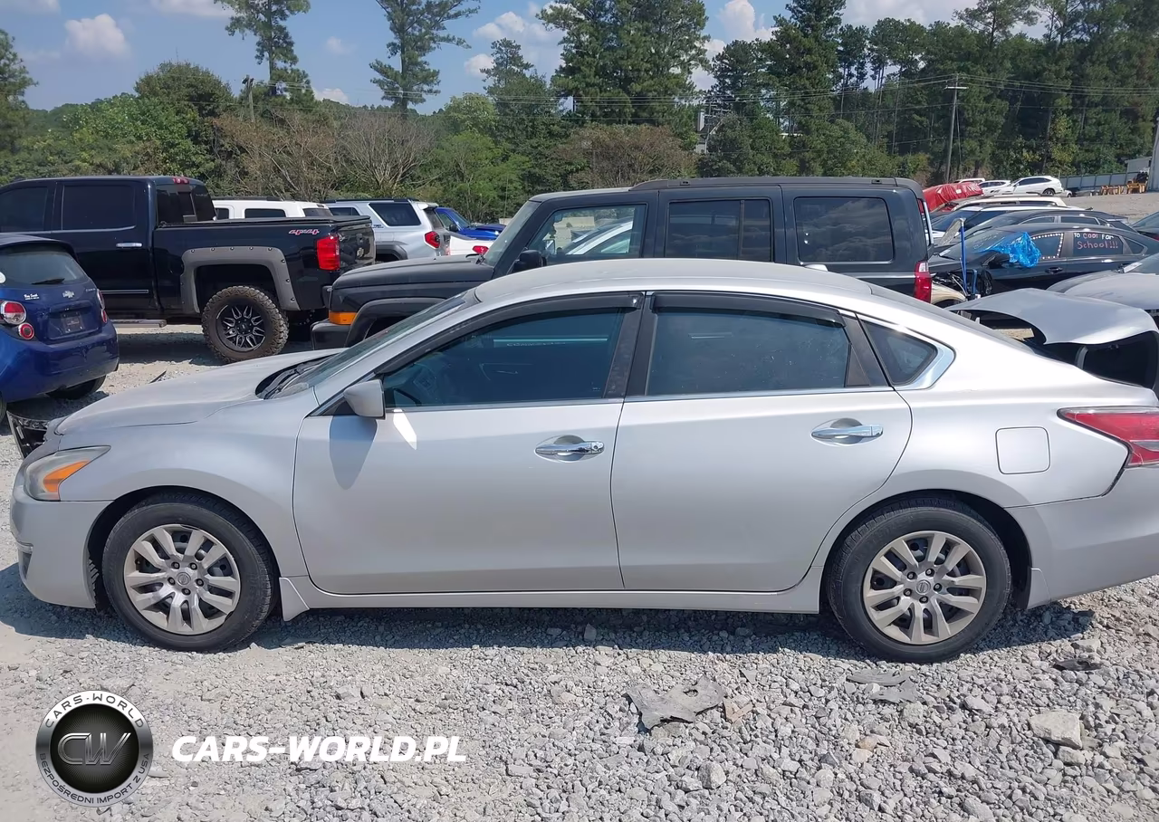 2014 Nissan Altima 2.5 S VIN:1N4AL3AP1EC297090 - 14