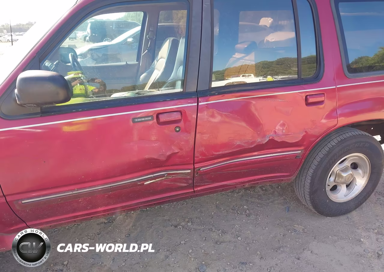 1996 Ford Explorer VIN:1FMDU34X1TUC78428 - 6