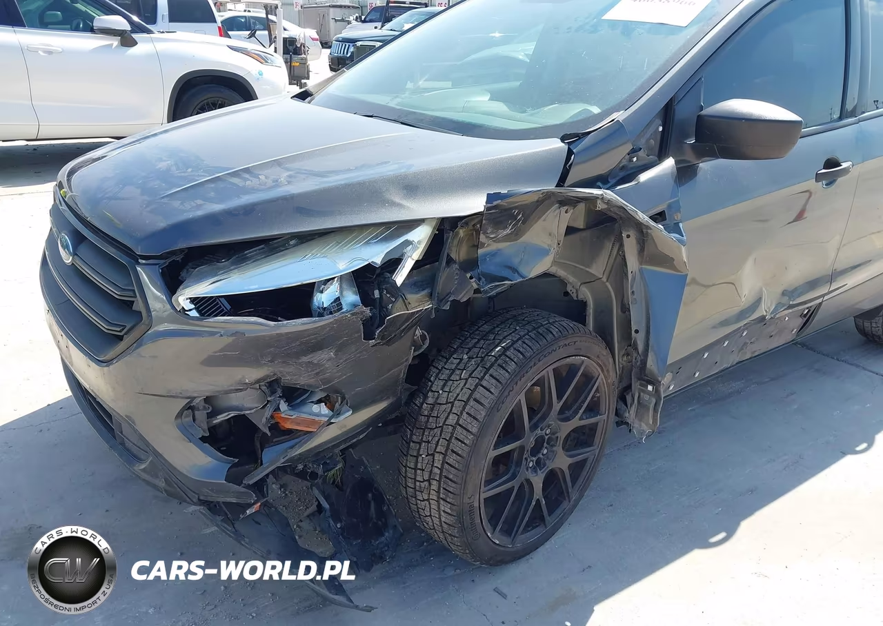 2017 Ford Escape S VIN:1FMCU0F74HUE35366 - 6