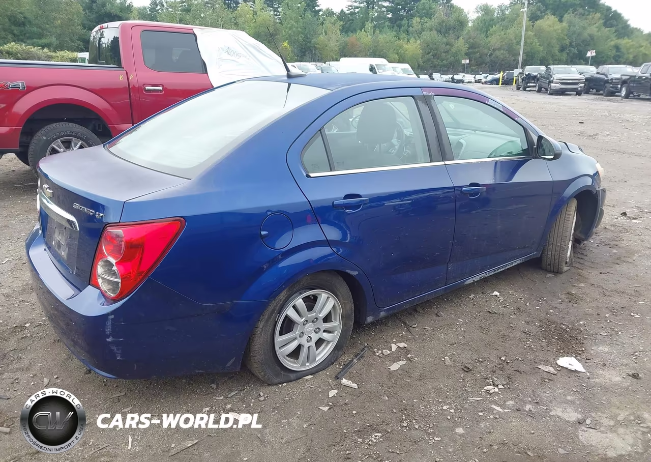 2013 Chevrolet Sonic Lt Auto VIN:1G1JC5SG7D4255559 - 4