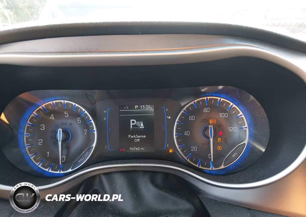 2020 Chrysler Pacifica Touring L VIN:2C4RC1BG7LR274224 - 7