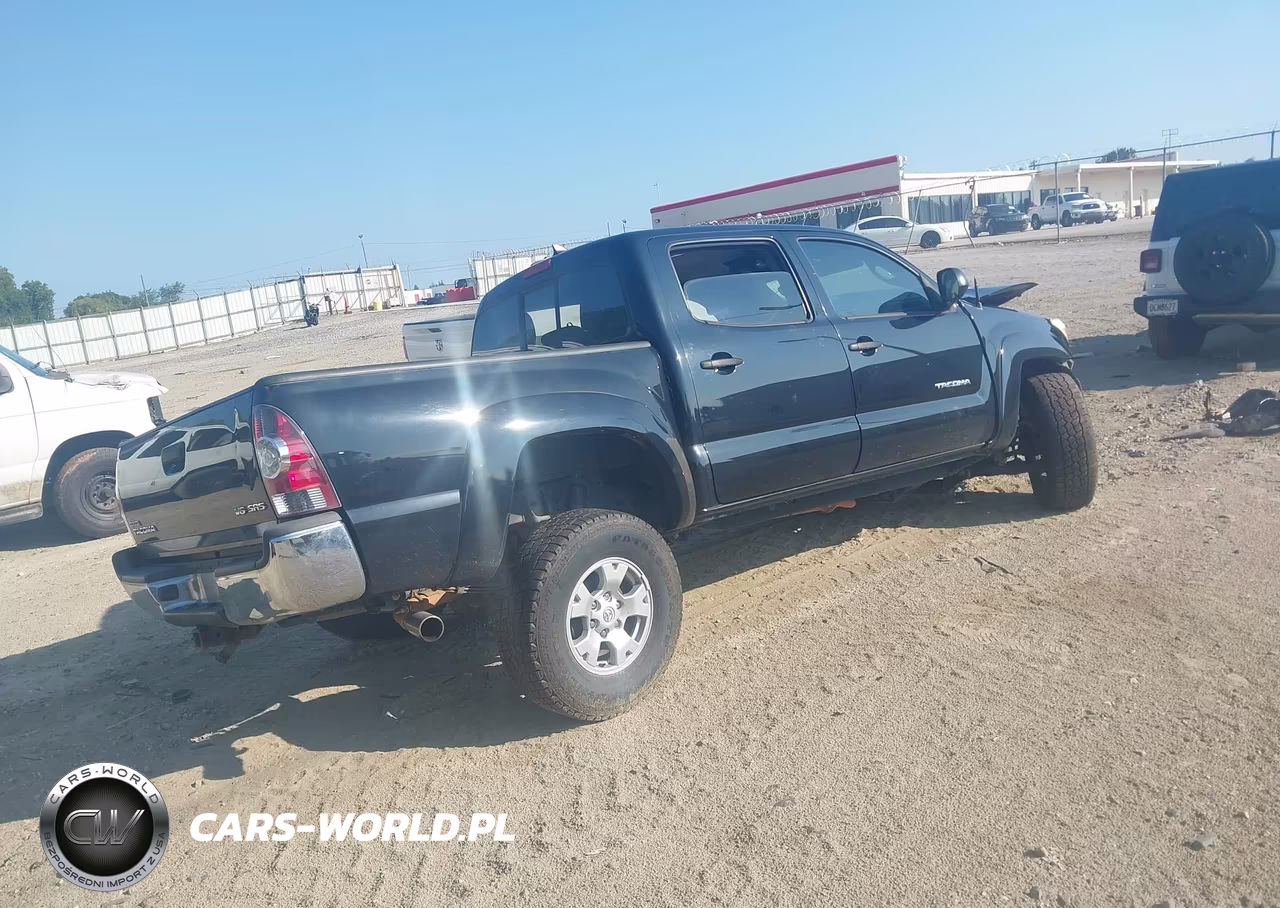 2012 Toyota Tacoma Base V6 VIN:3TMLU4EN4CM094916 - 4