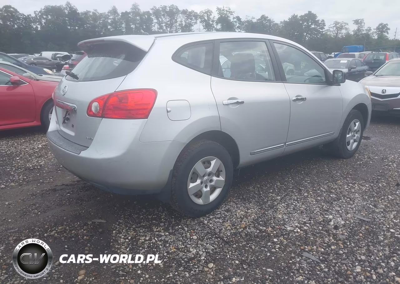 2011 Nissan Rogue S VIN:JN8AS5MVXBW661430 - 4