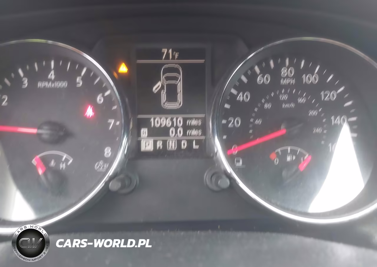 2011 Nissan Rogue S VIN:JN8AS5MVXBW661430 - 7
