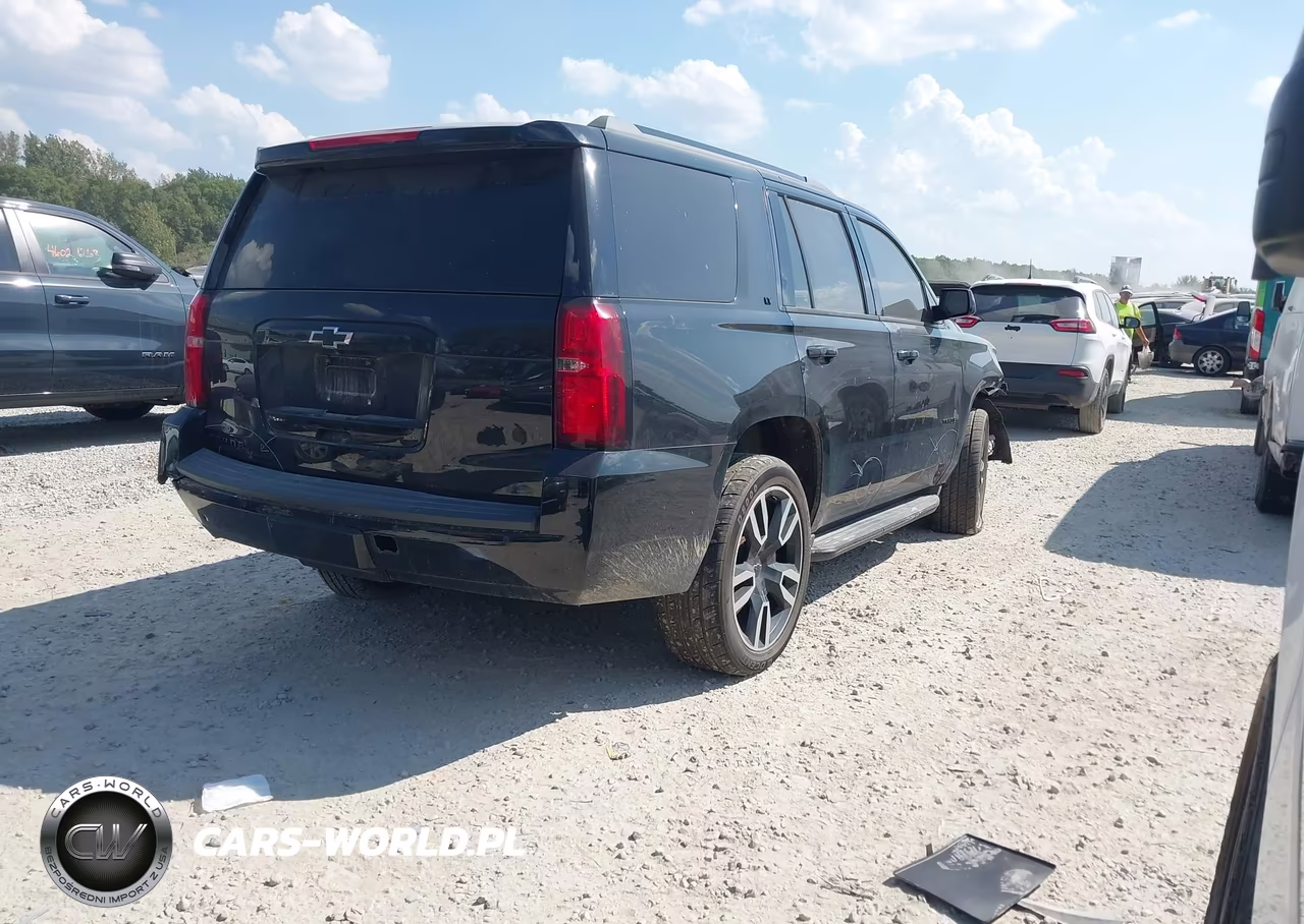 2018 Chevrolet Tahoe Lt VIN:1GNSKBKC9JR392440 - 4