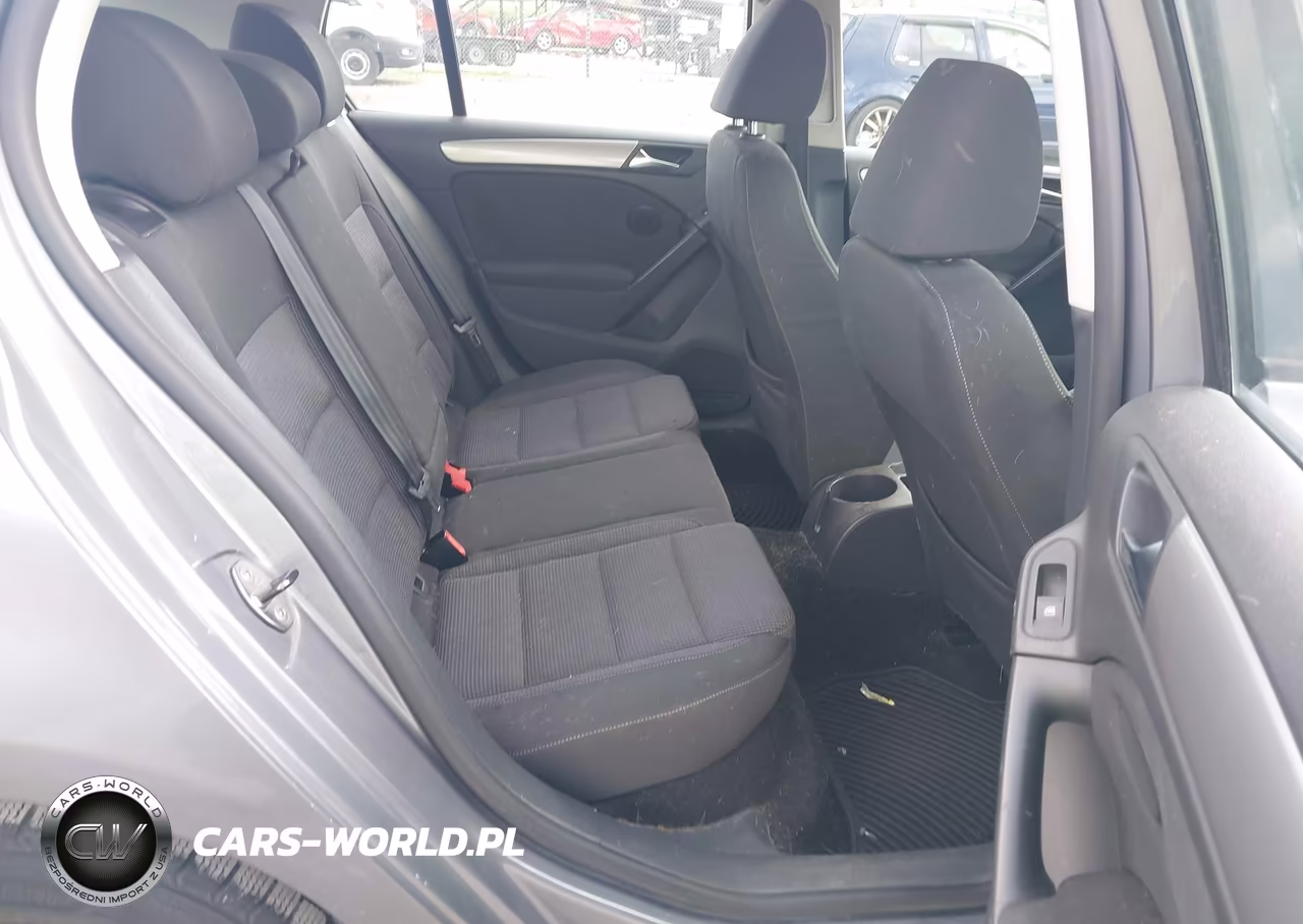 2012 Volkswagen Golf 2.5L 4-Door VIN:WVWDB7AJ3CW303514 - 8