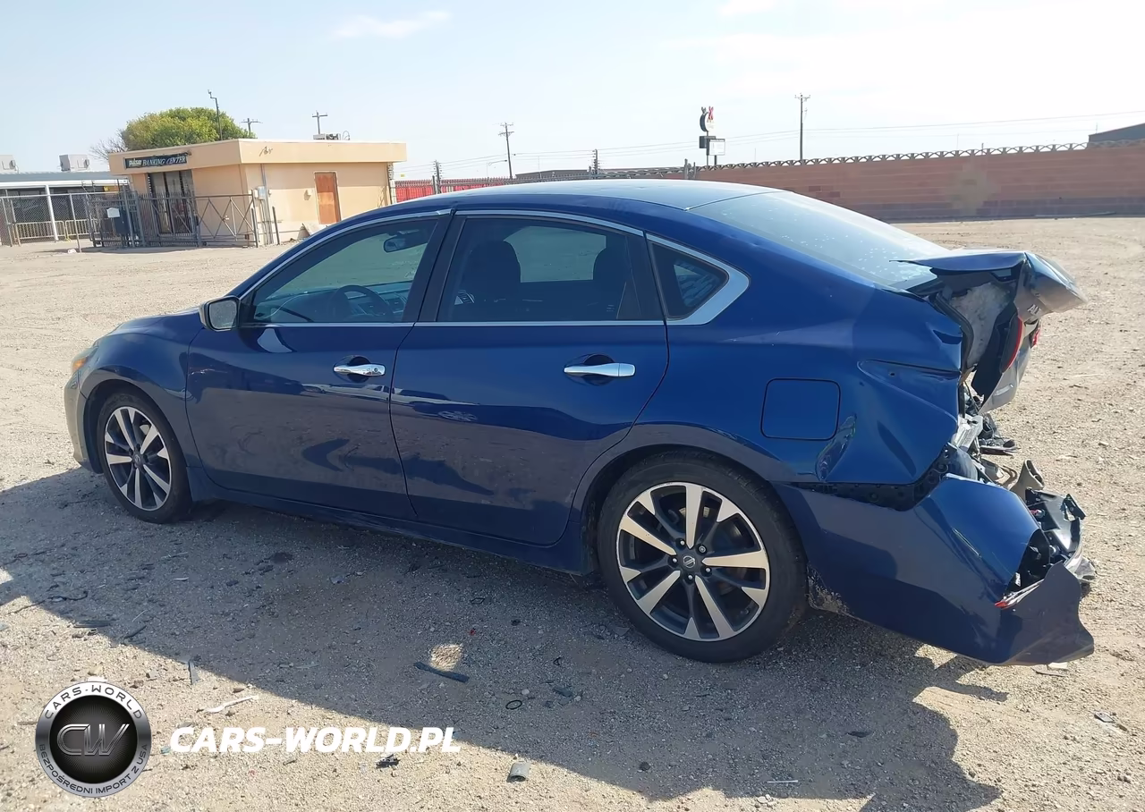 2017 Nissan Altima 2.5 Sr VIN:1N4AL3AP2HC264667 - 14