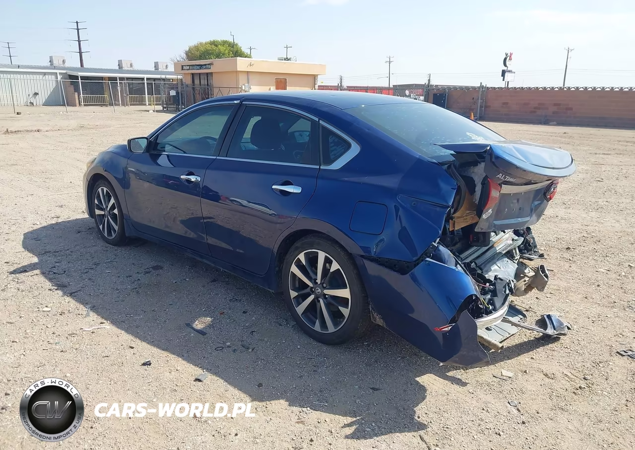 2017 Nissan Altima 2.5 Sr VIN:1N4AL3AP2HC264667 - 3
