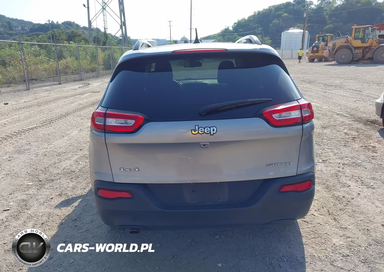 2017 Jeep Cherokee Sport 4X4 VIN:1C4PJMAB0HW537690 - 16