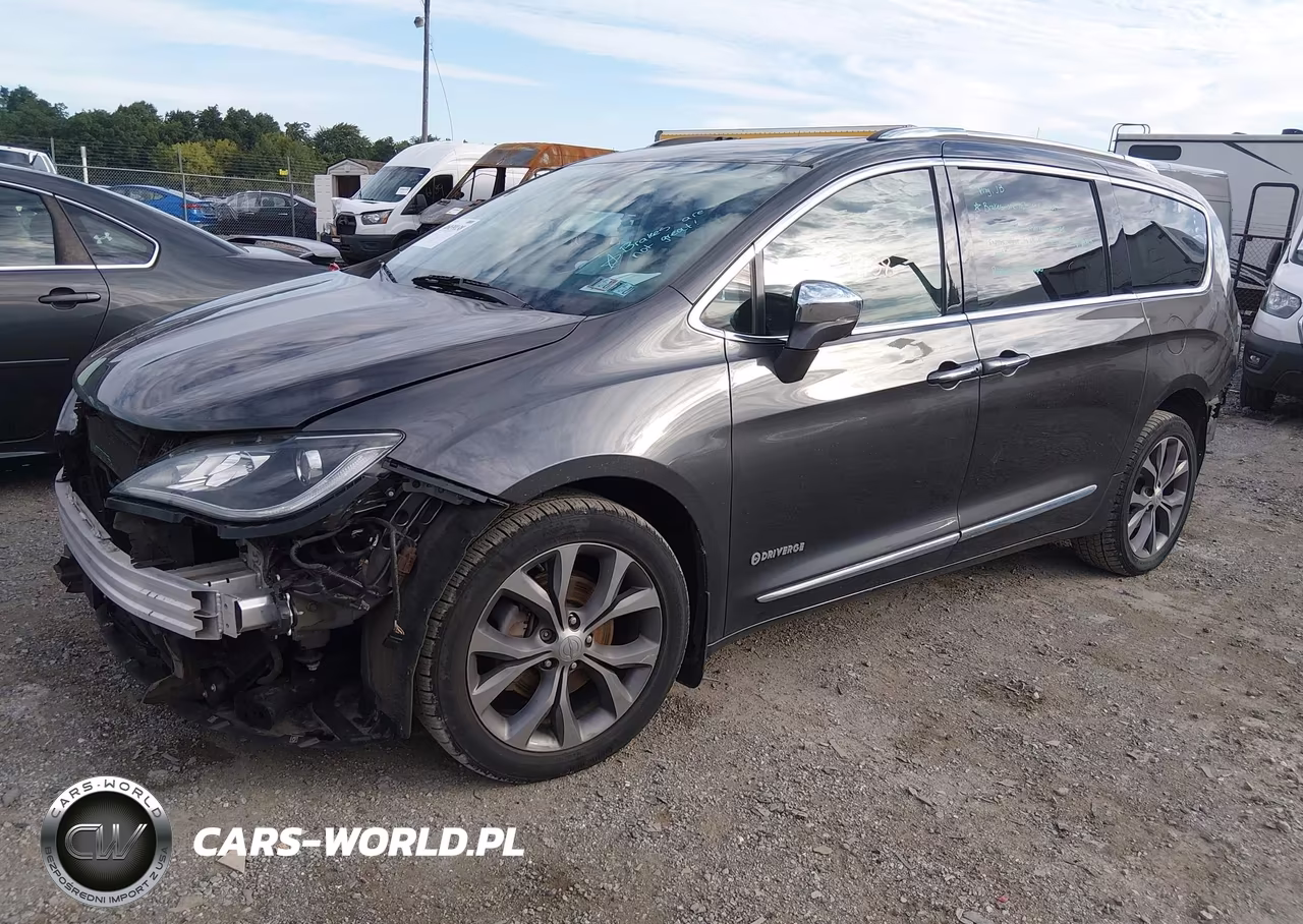 2019 Chrysler Pacifica Limited VIN:2C4RC1GG9KR588996 - 2