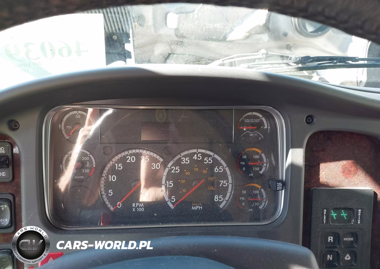 2018 Freightliner Chassis S-2 VIN:4UZADVFC3JCJW4295 - 7