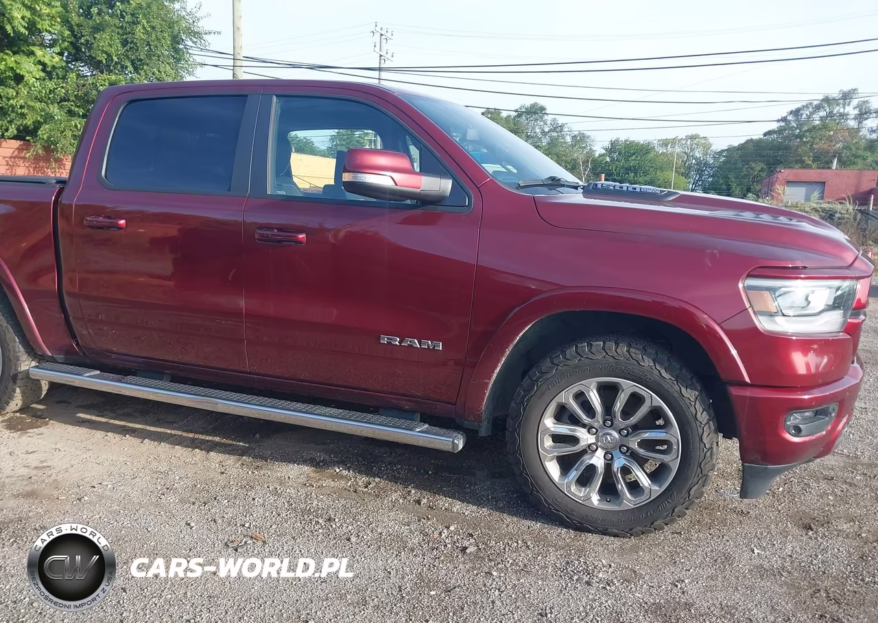 2019 Ram 1500 Laramie 4X4 5'7 Box VIN:1C6SRFJT9KN807852 - 13