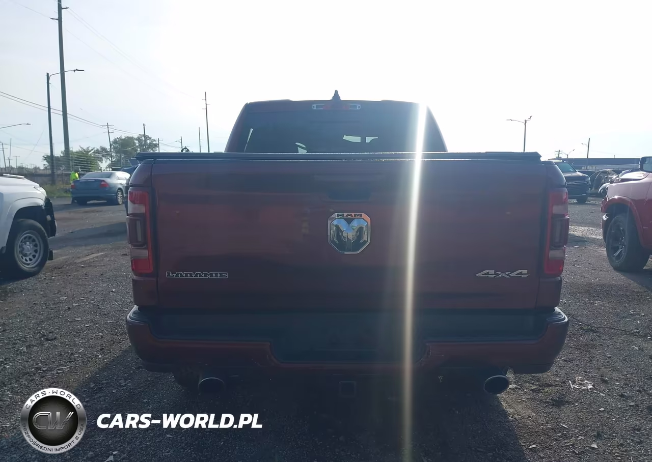2019 Ram 1500 Laramie 4X4 5'7 Box VIN:1C6SRFJT9KN807852 - 16