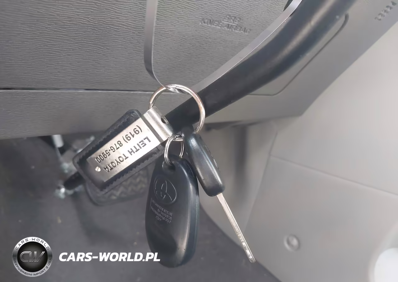 2020 Toyota Sienna Le VIN:5TDKZ3DC1LS022840 - 11