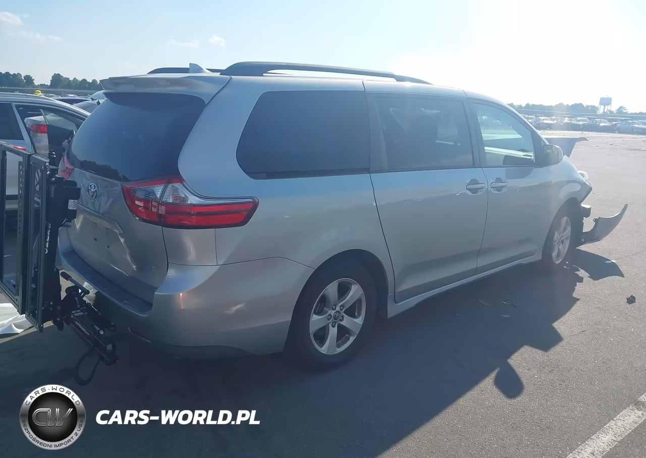 2020 Toyota Sienna Le VIN:5TDKZ3DC1LS022840 - 4