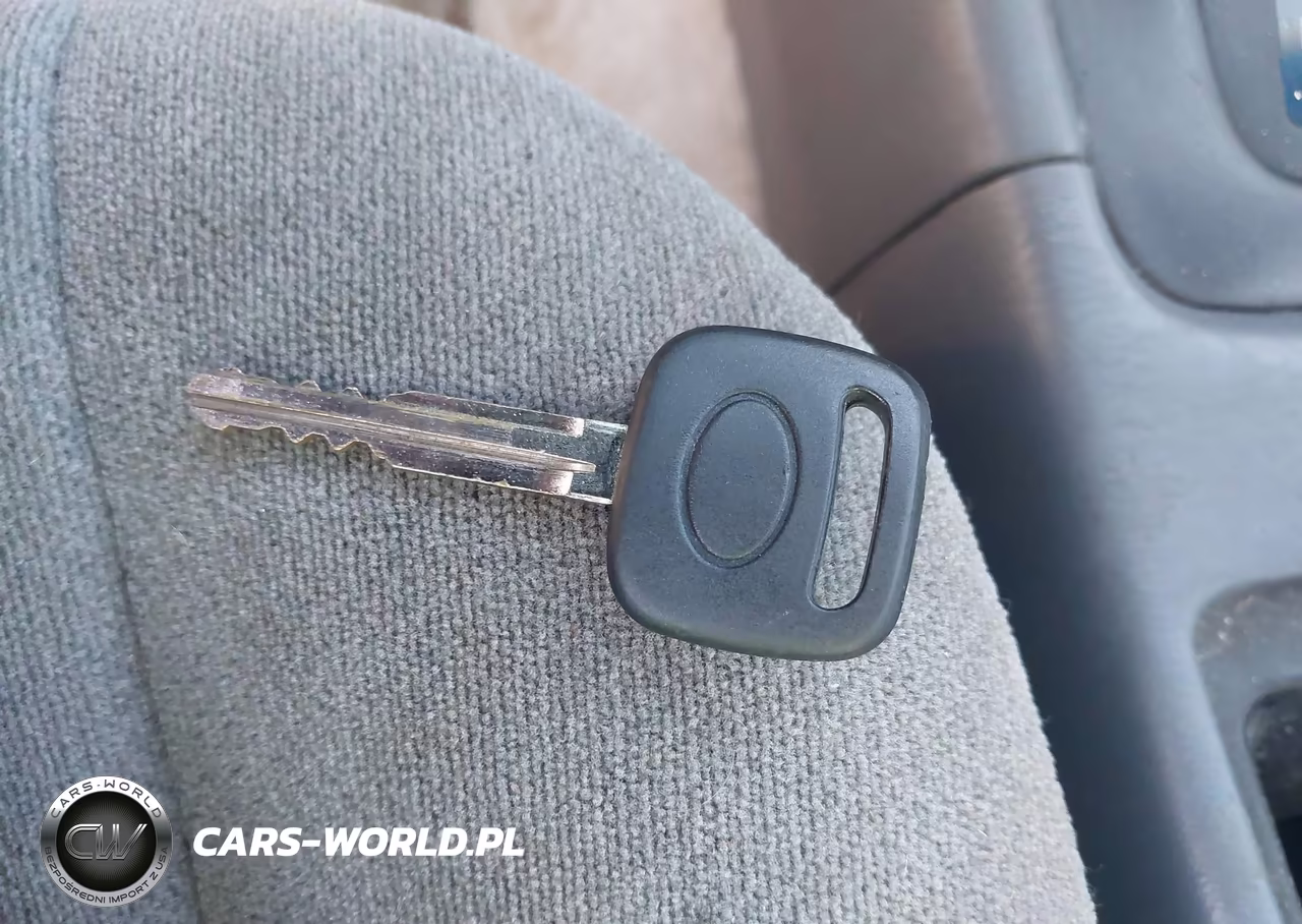 2000 Toyota Camry Ce VIN:4T1BG22K3YU950433 - 11