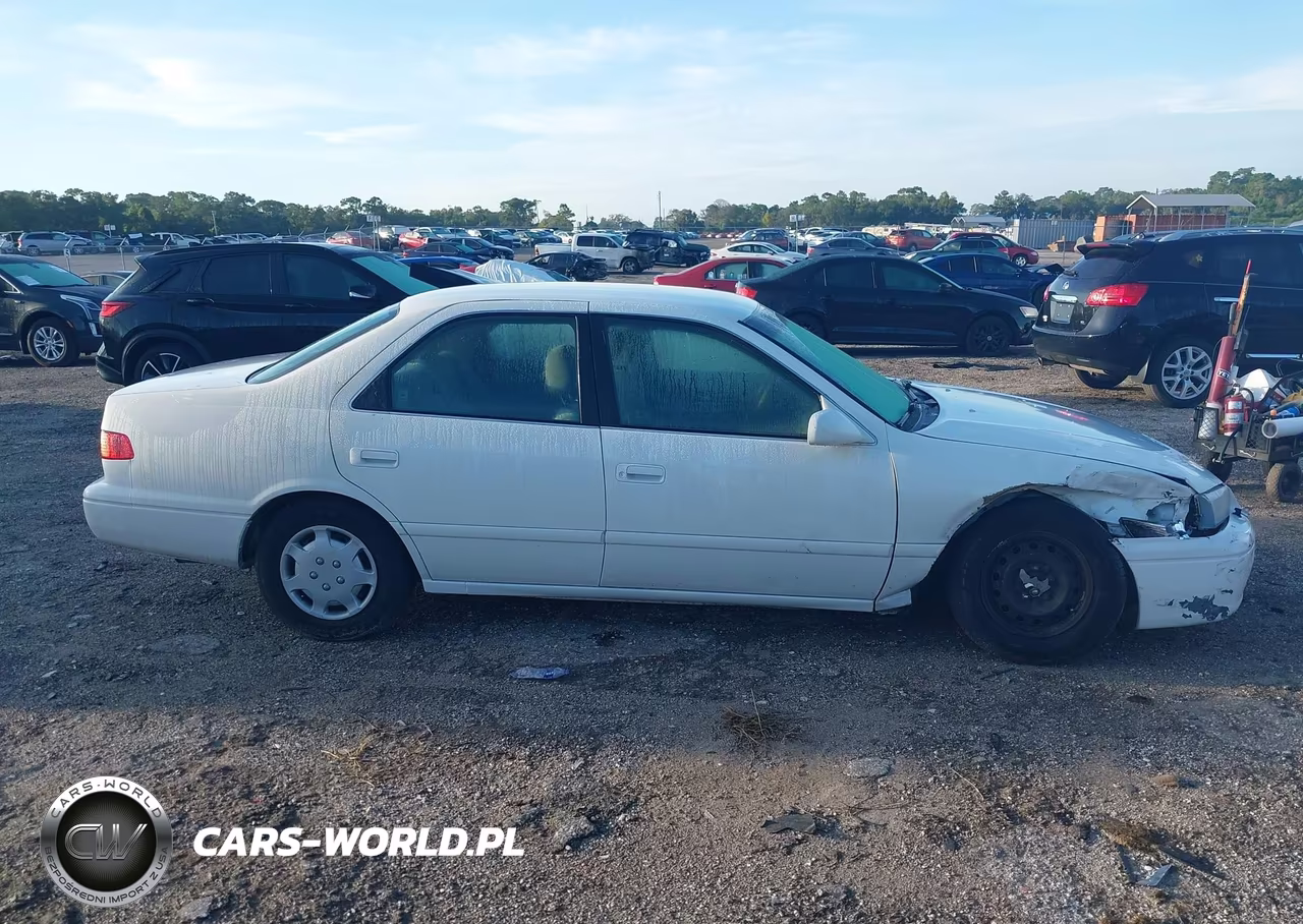 2000 Toyota Camry Ce VIN:4T1BG22K3YU950433 - 13