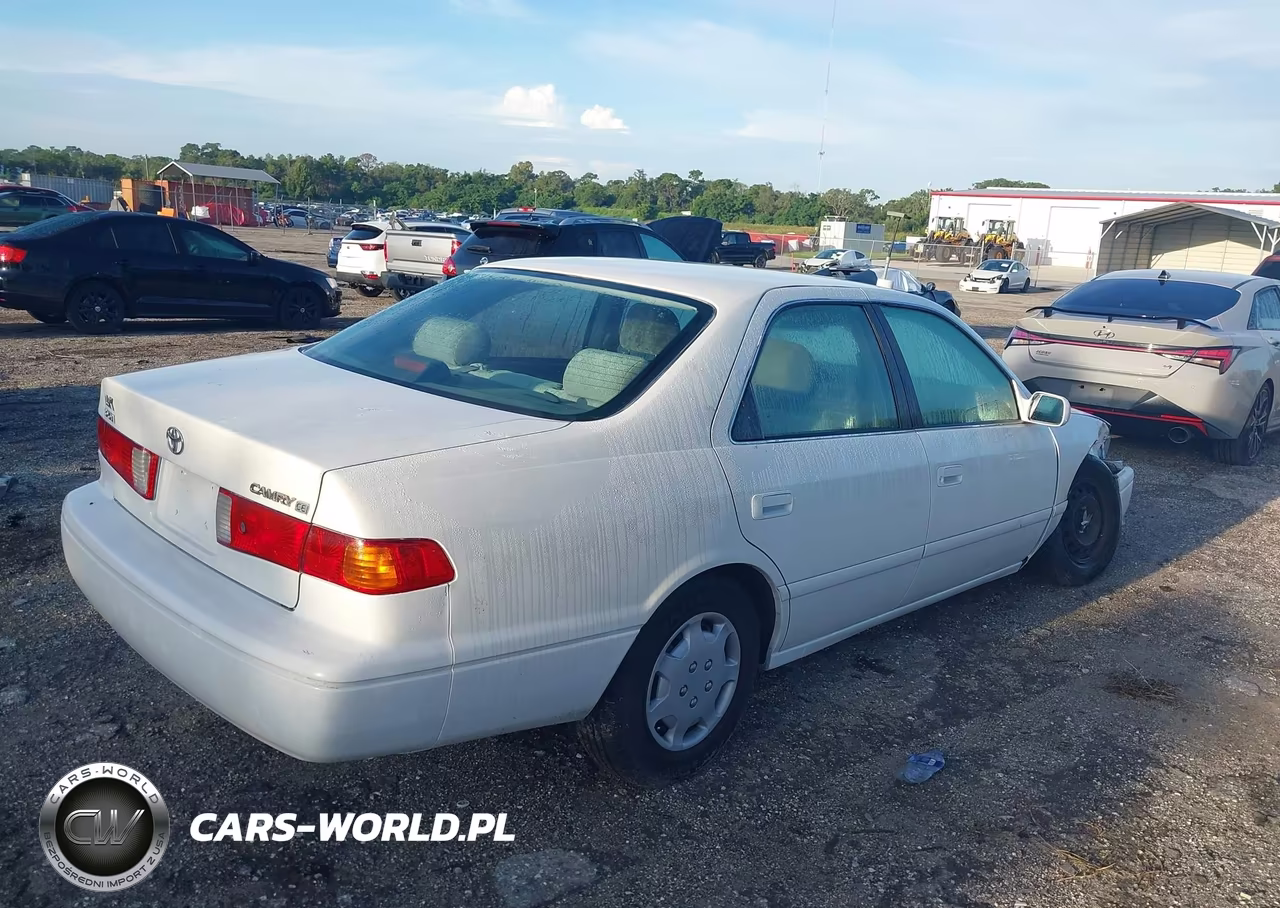 2000 Toyota Camry Ce VIN:4T1BG22K3YU950433 - 4