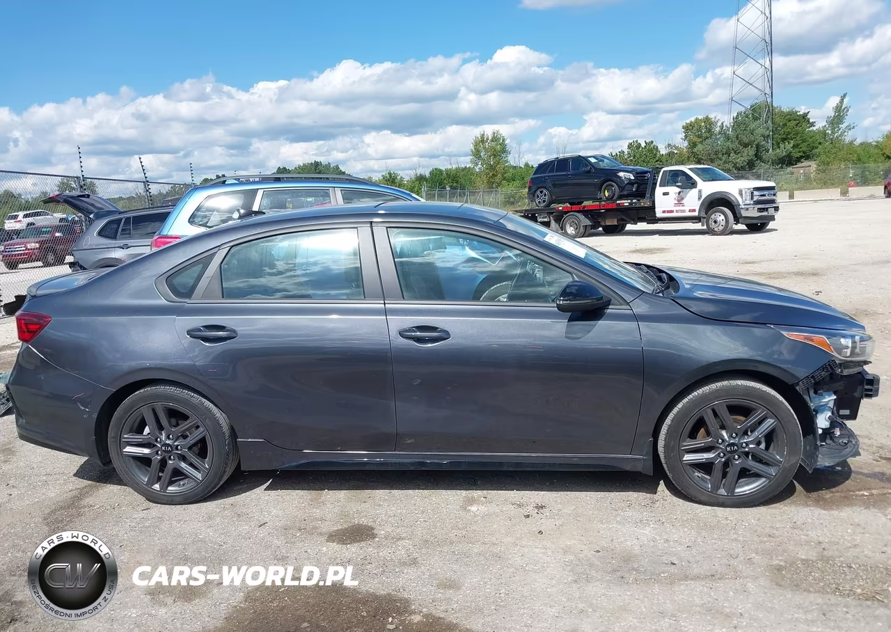 2021 Kia Forte Gt-Line VIN:3KPF34AD9ME398901 - 13