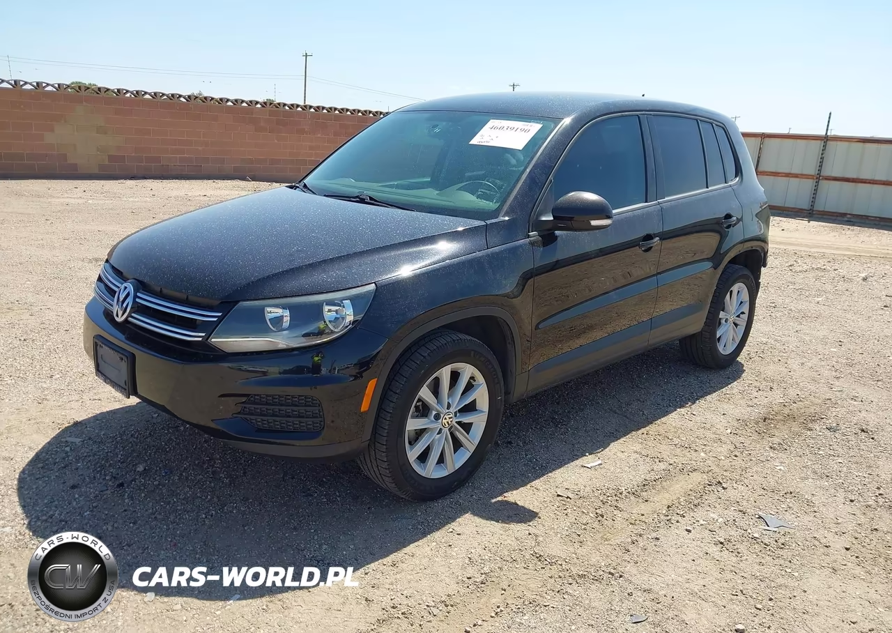 2017 Volkswagen Tiguan 2.0T-2.0T S VIN:WVGAV7AX4HK049613 - 2