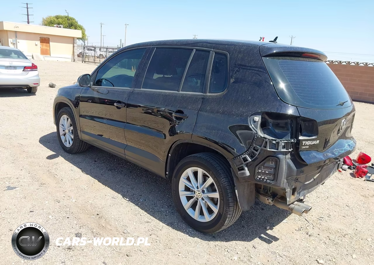 2017 Volkswagen Tiguan 2.0T-2.0T S VIN:WVGAV7AX4HK049613 - 3
