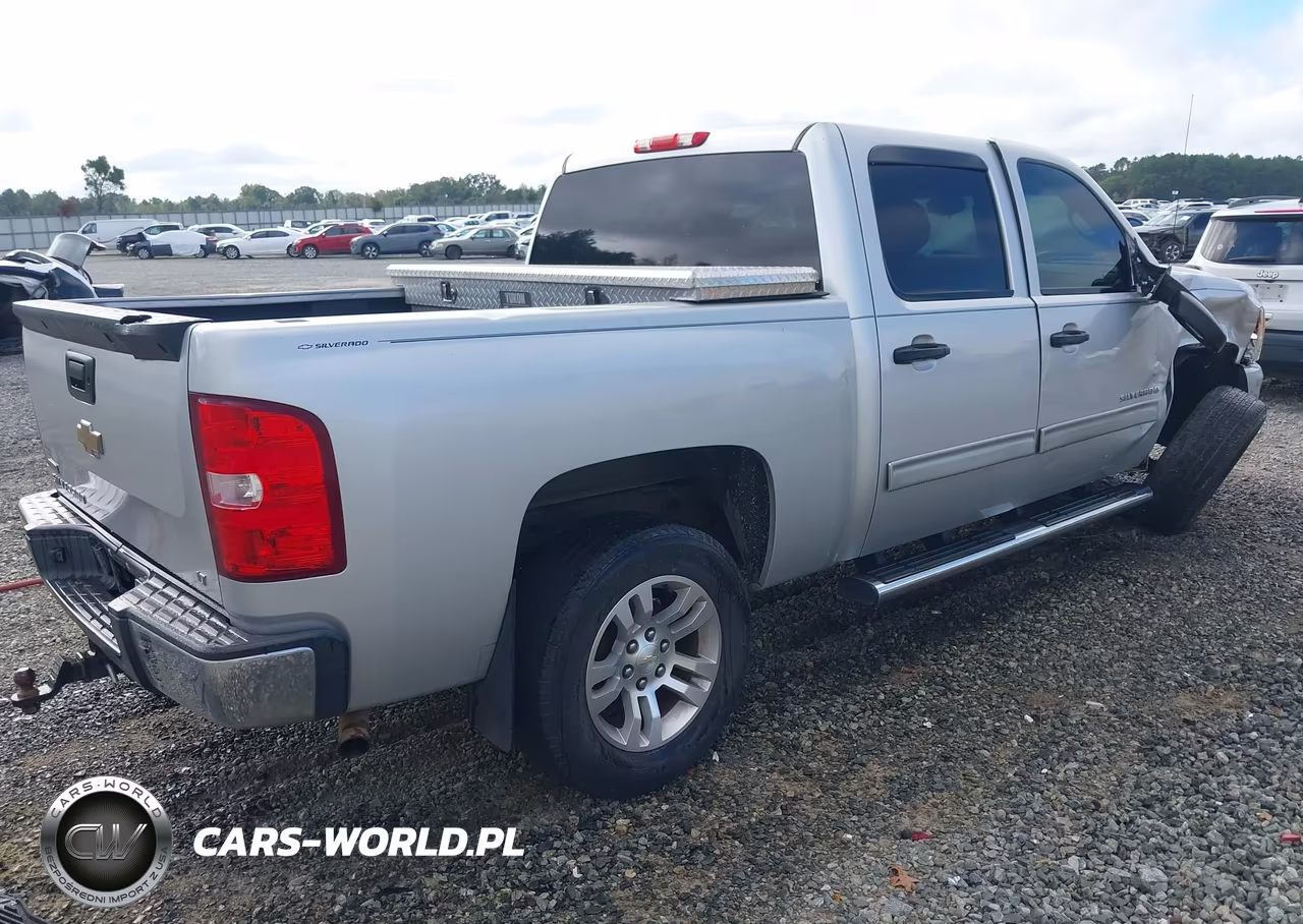 2011 Chevrolet Silverado 1500 Lt VIN:3GCPCSE06BG296439 - 4
