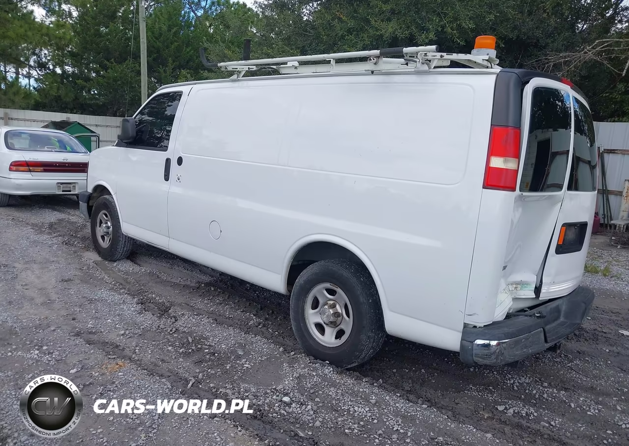 2008 Chevrolet Express Work Van VIN:1GCFG15XX81195421 - 3
