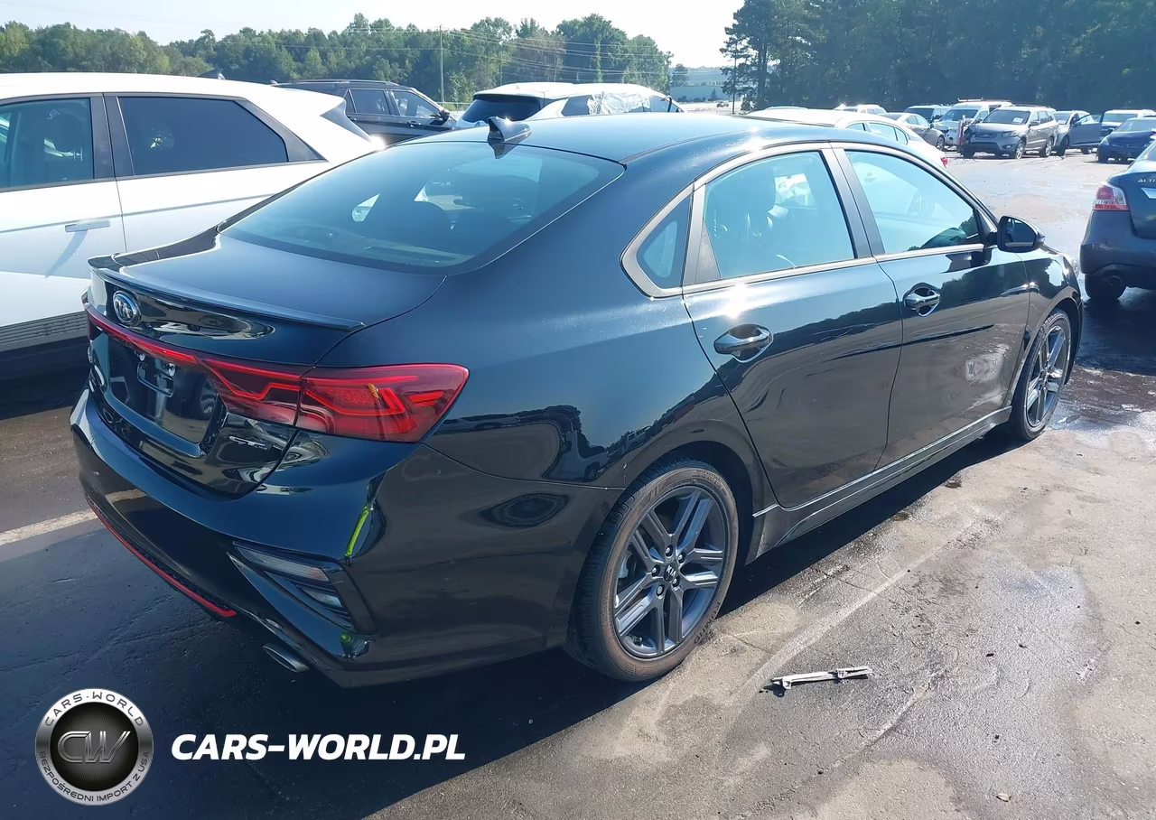 2021 Kia Forte Gt-Line VIN:3KPF34AD7ME331777 - 4