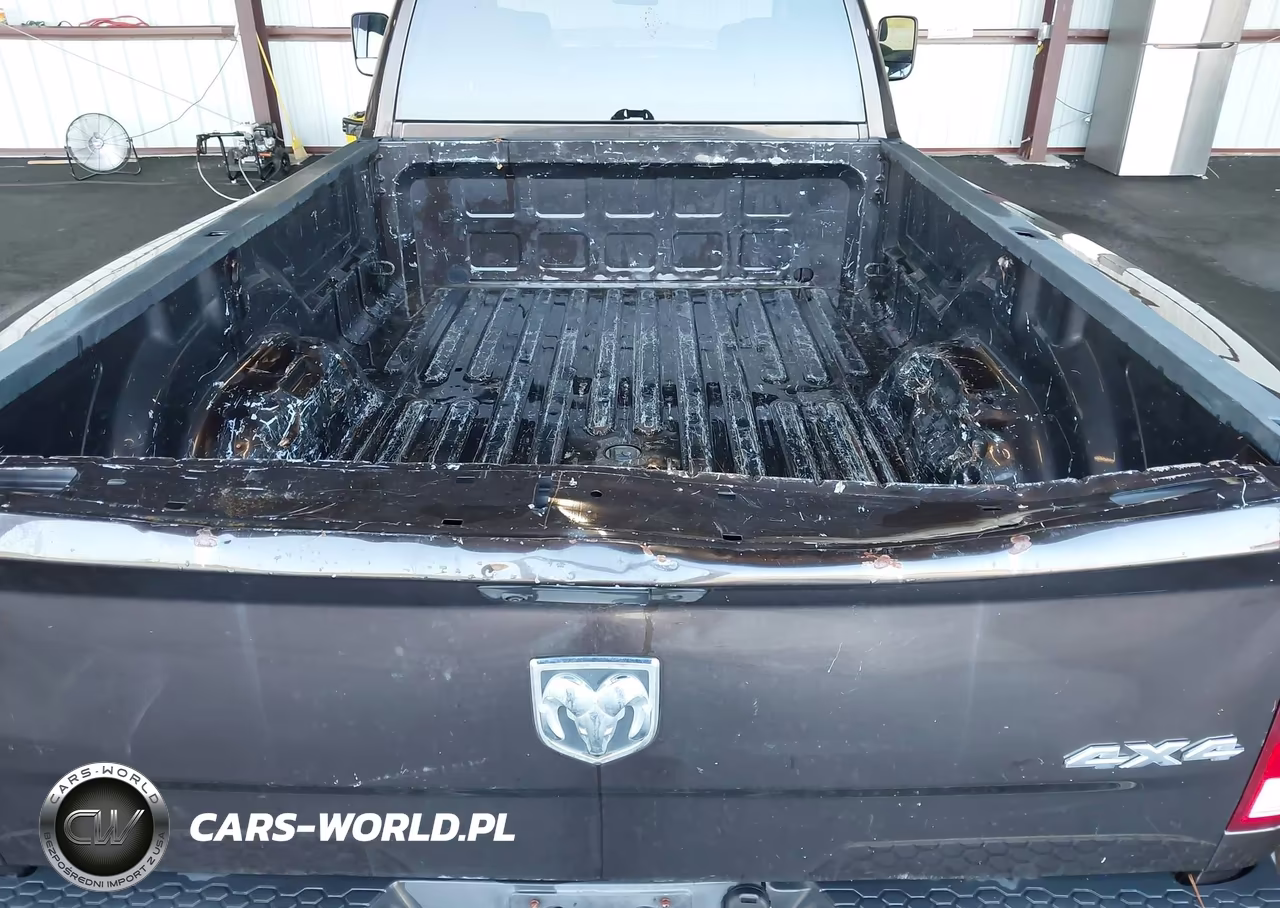 2017 Ram 3500 Tradesman 4X4 8' Box VIN:3C63RRGL7HG711247 - 6