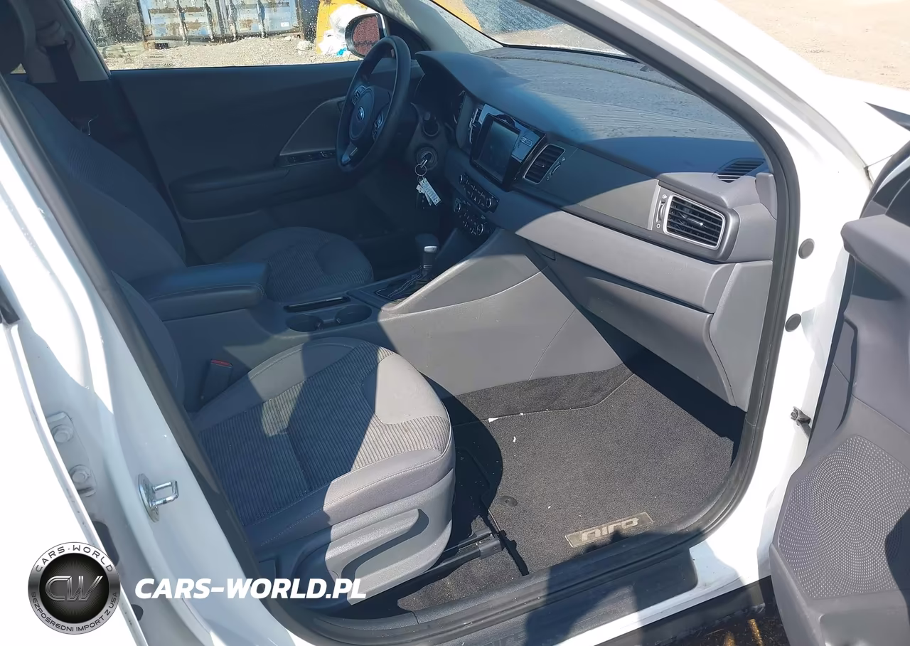 2018 Kia Niro Fe VIN:KNDCB3LC5J5186928 - 5