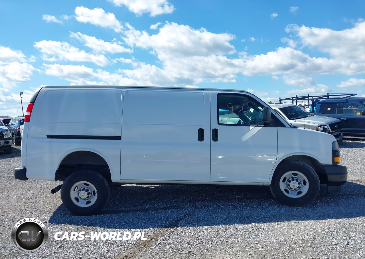 2019 Chevrolet Express 2500 Work Van VIN:1GCWGAFGXK1328247 - 13