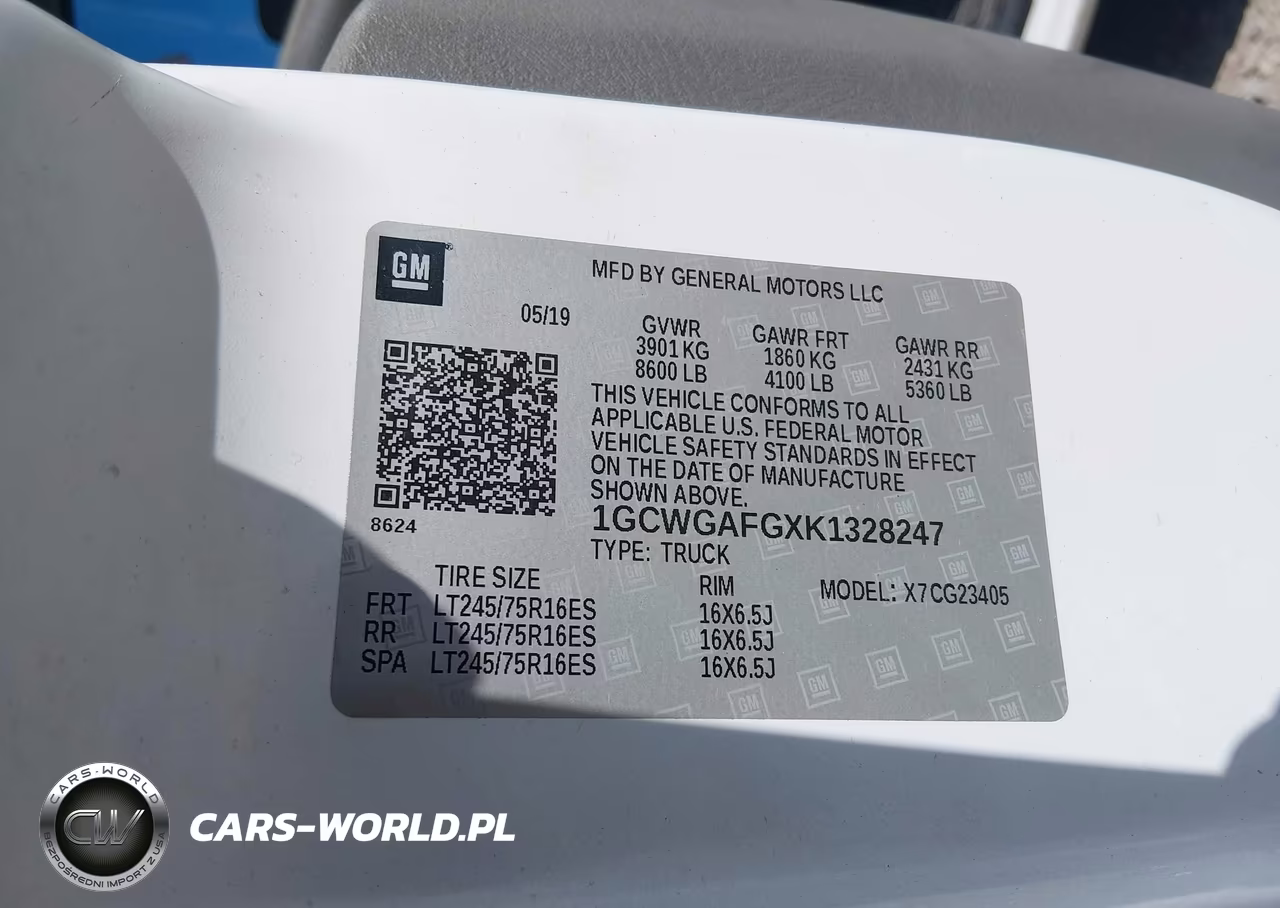 2019 Chevrolet Express 2500 Work Van VIN:1GCWGAFGXK1328247 - 9