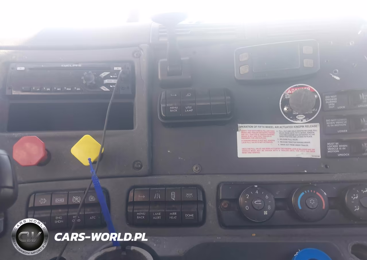 2014 Freightliner Cascadia 113 VIN:3AKJGBDV4ESFZ2123 - 19