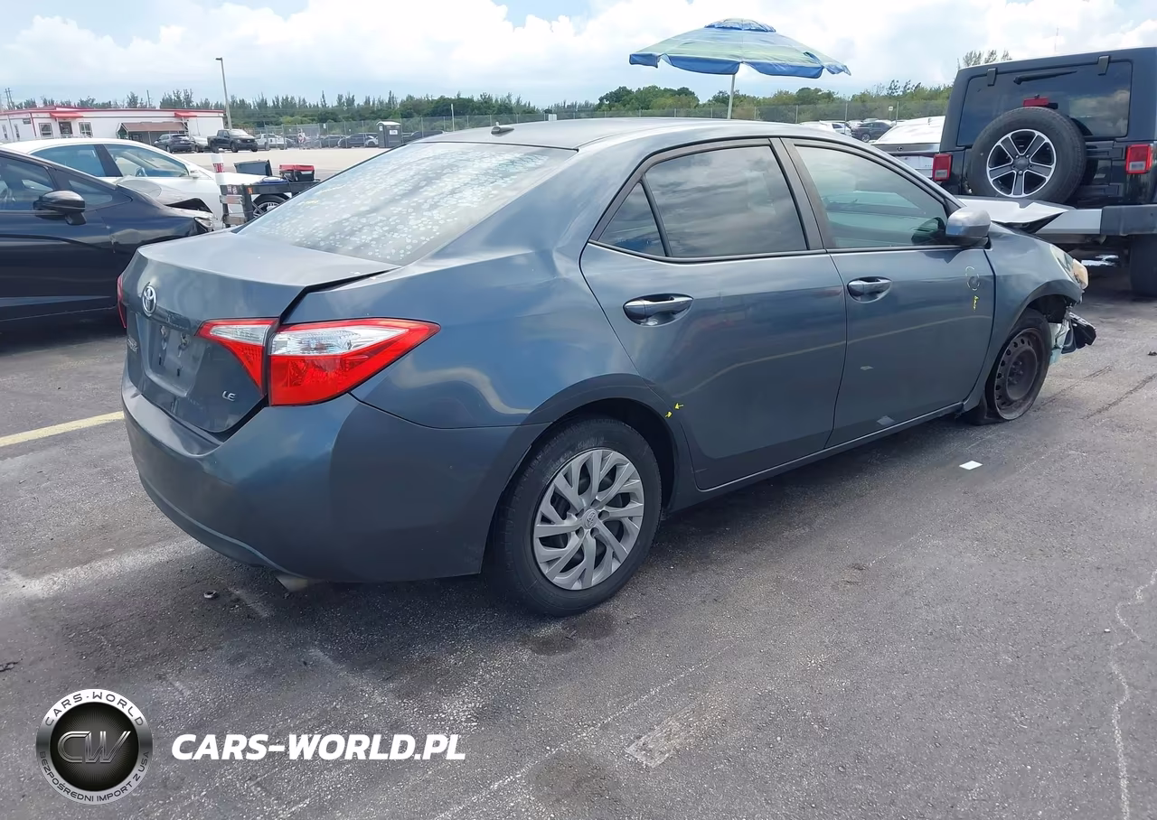 2016 Toyota Corolla Le VIN:2T1BURHE5GC544222 - 4