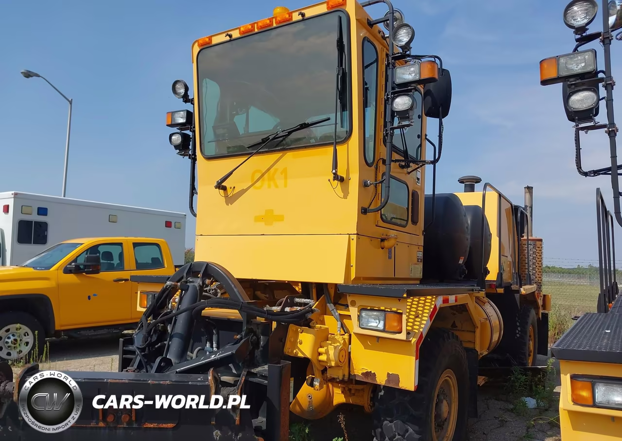 2007 Oshkosh Motor Truck Co. Chassis H VIN:10TBFAP197S090657 - 2