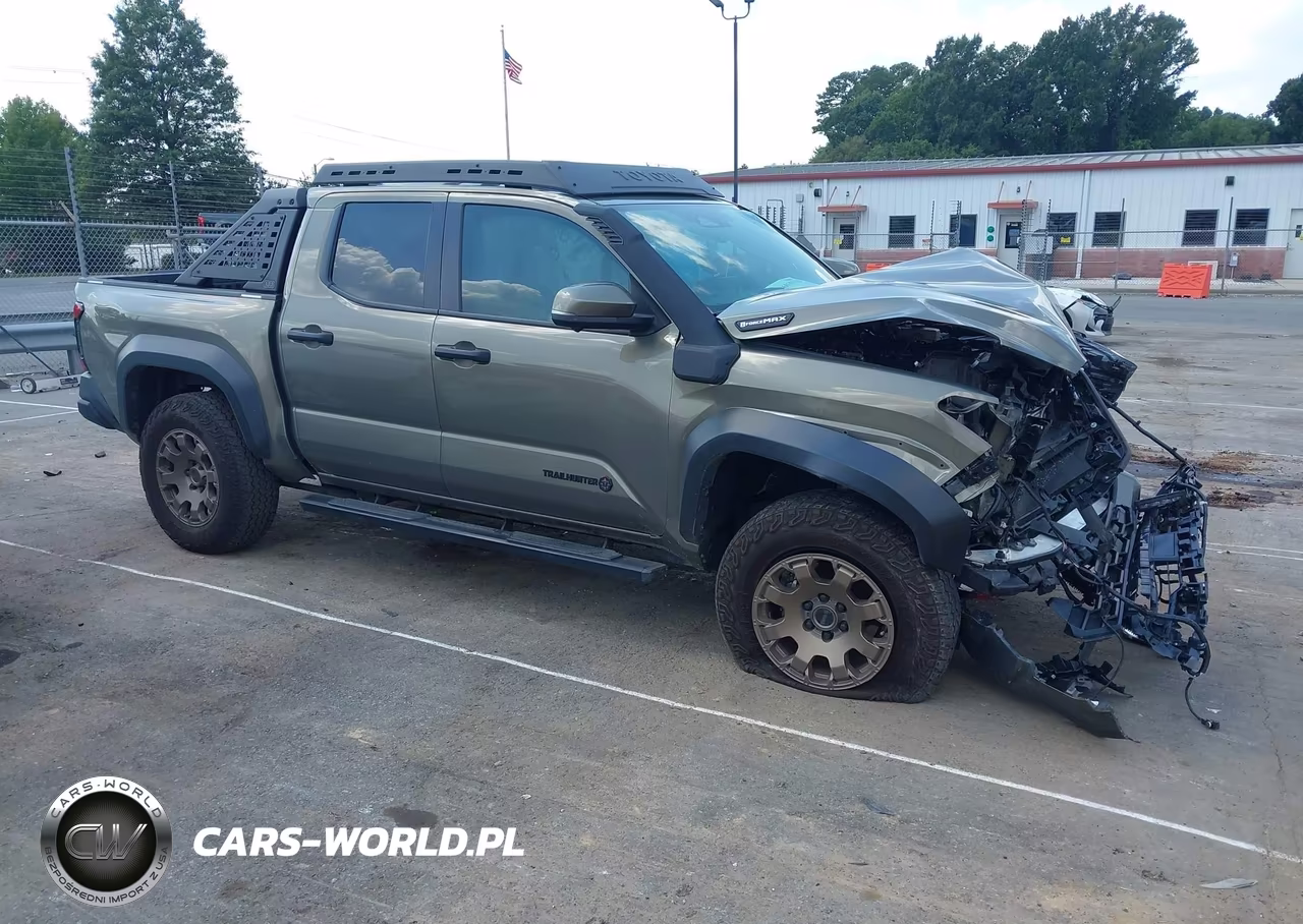 2025 Toyota Tacoma Hybrid Trailhunter VIN:3TYLC5LN4ST033290 - 13