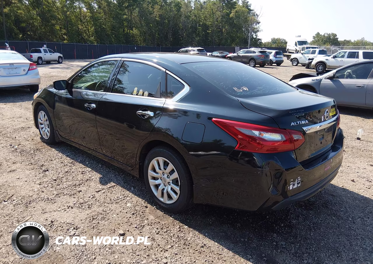 2018 Nissan Altima 2.5 S VIN:1N4AL3AP1JC290067 - 3