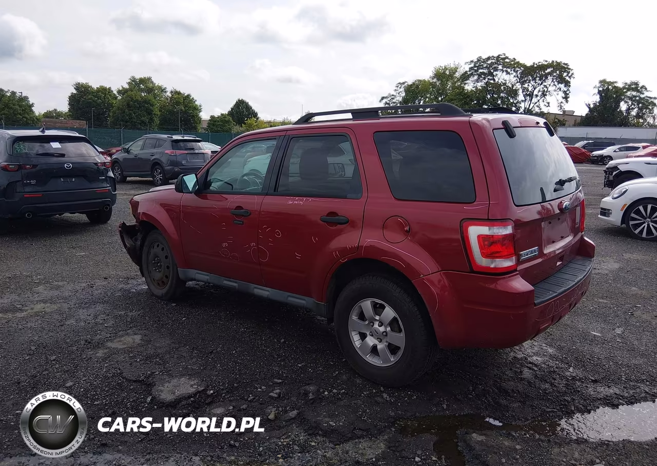 2011 Ford Escape Xlt VIN:1FMCU9D71BKC05472 - 3