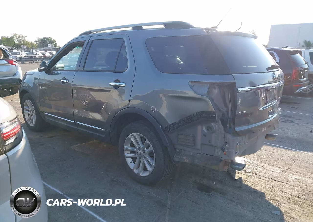 2014 Ford Explorer Xlt VIN:1FM5K7D86EGA74378 - 3