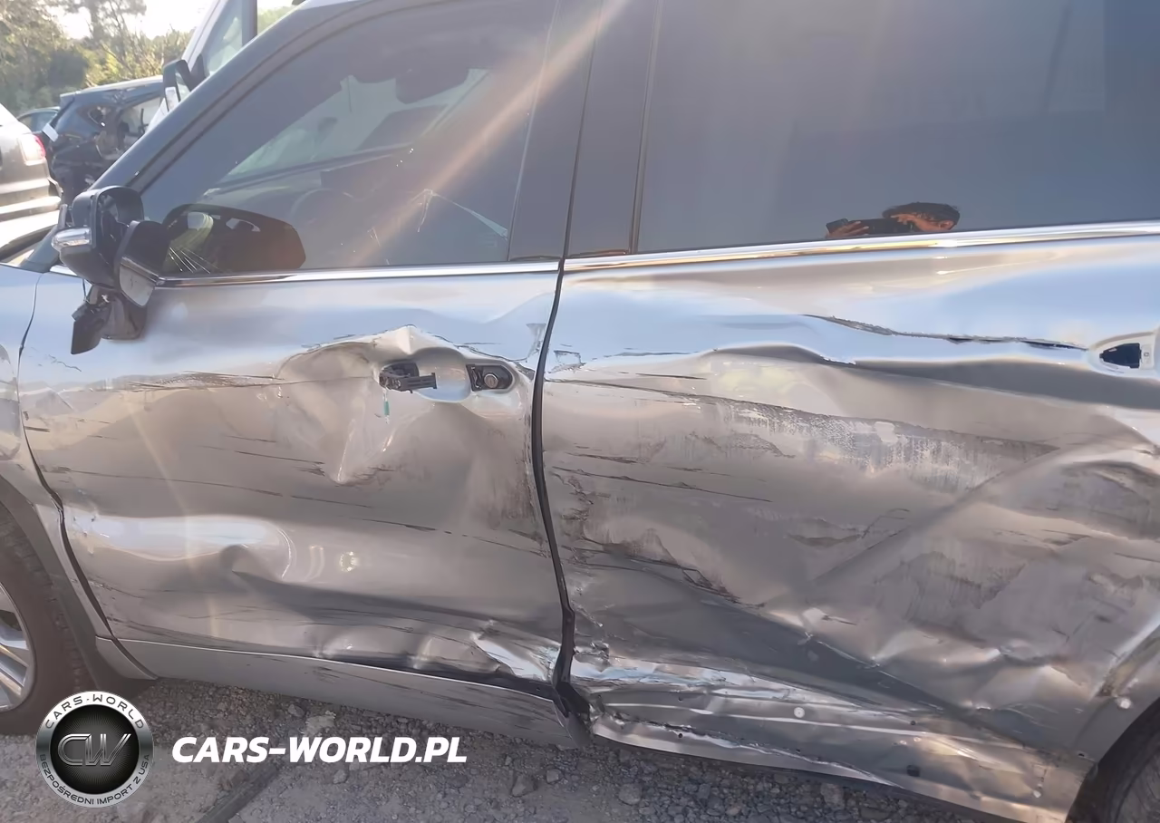 2025 Toyota Highlander Limited VIN:5TDKDRBH9SS592907 - 6