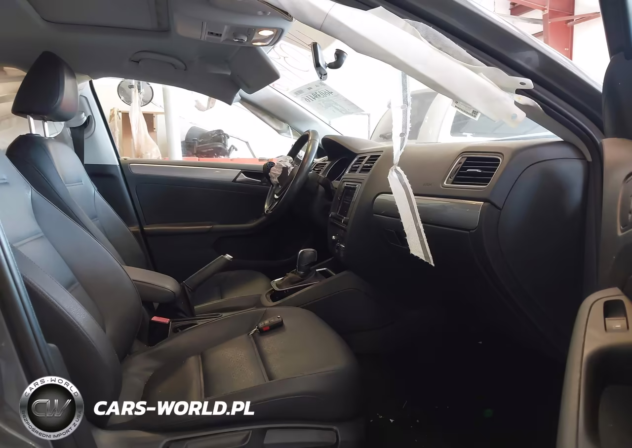 2017 Volkswagen Jetta 1.4T Se VIN:3VWDB7AJXHM301070 - 5