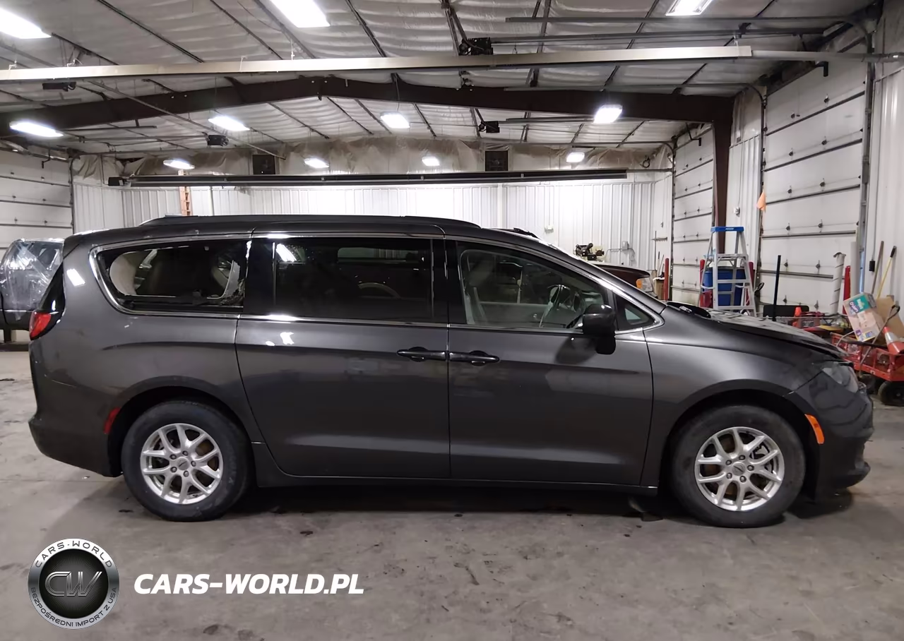 2021 Chrysler Voyager Lxi VIN:2C4RC1DG0MR518942 - 13