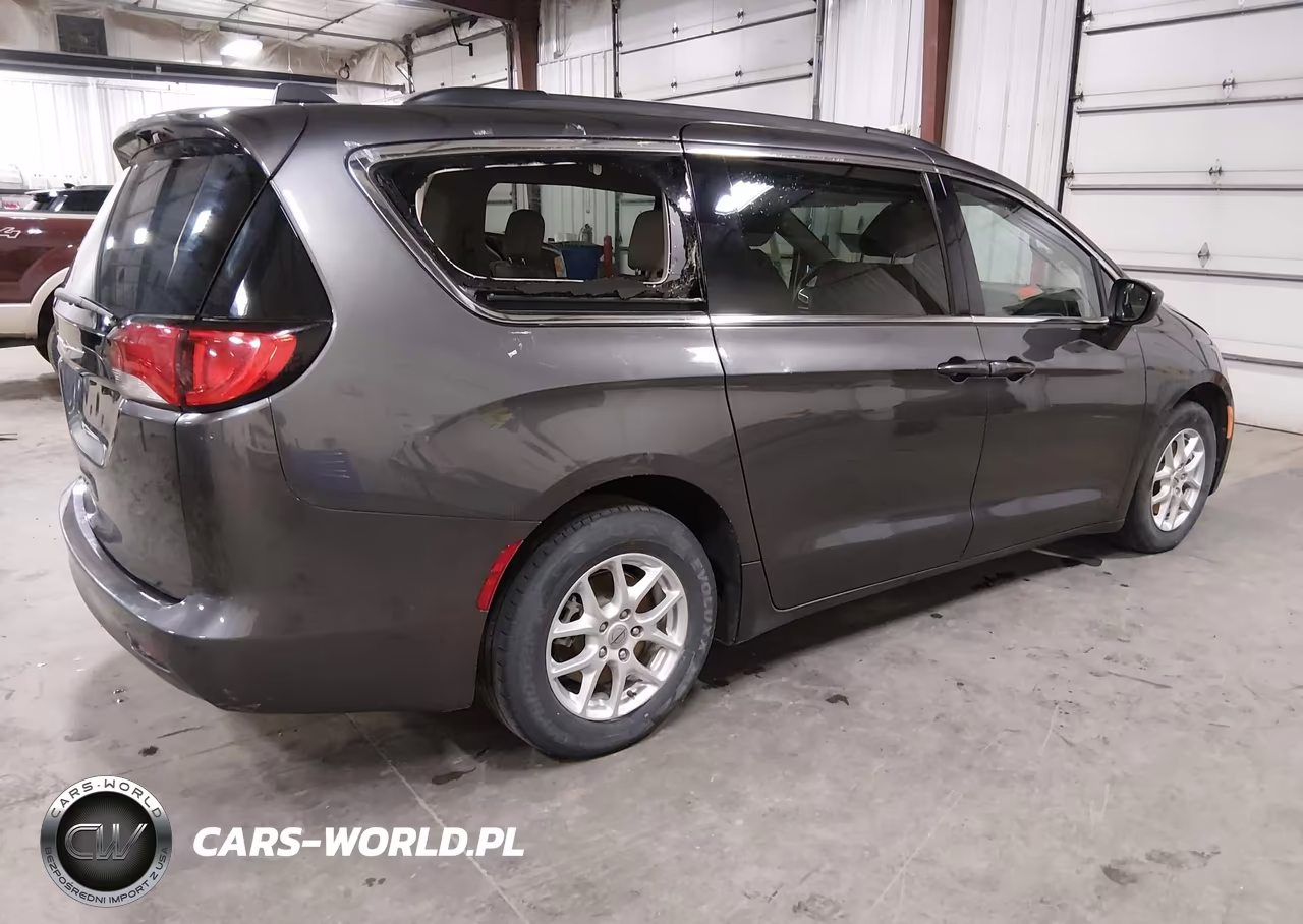 2021 Chrysler Voyager Lxi VIN:2C4RC1DG0MR518942 - 4