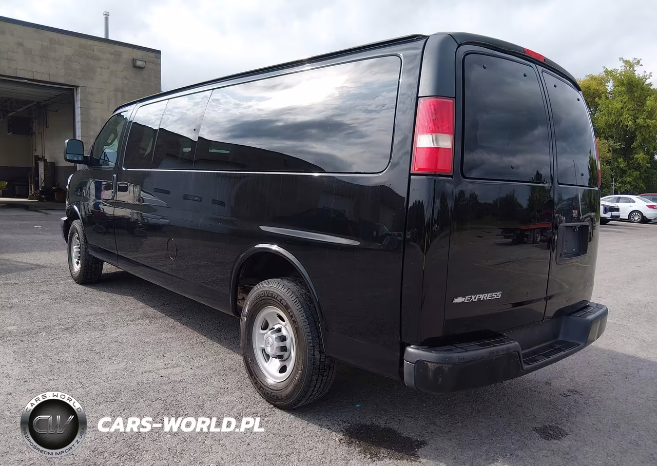 2017 Chevrolet Express 3500 Ls VIN:1GAZGNFF0H1100903 - 3
