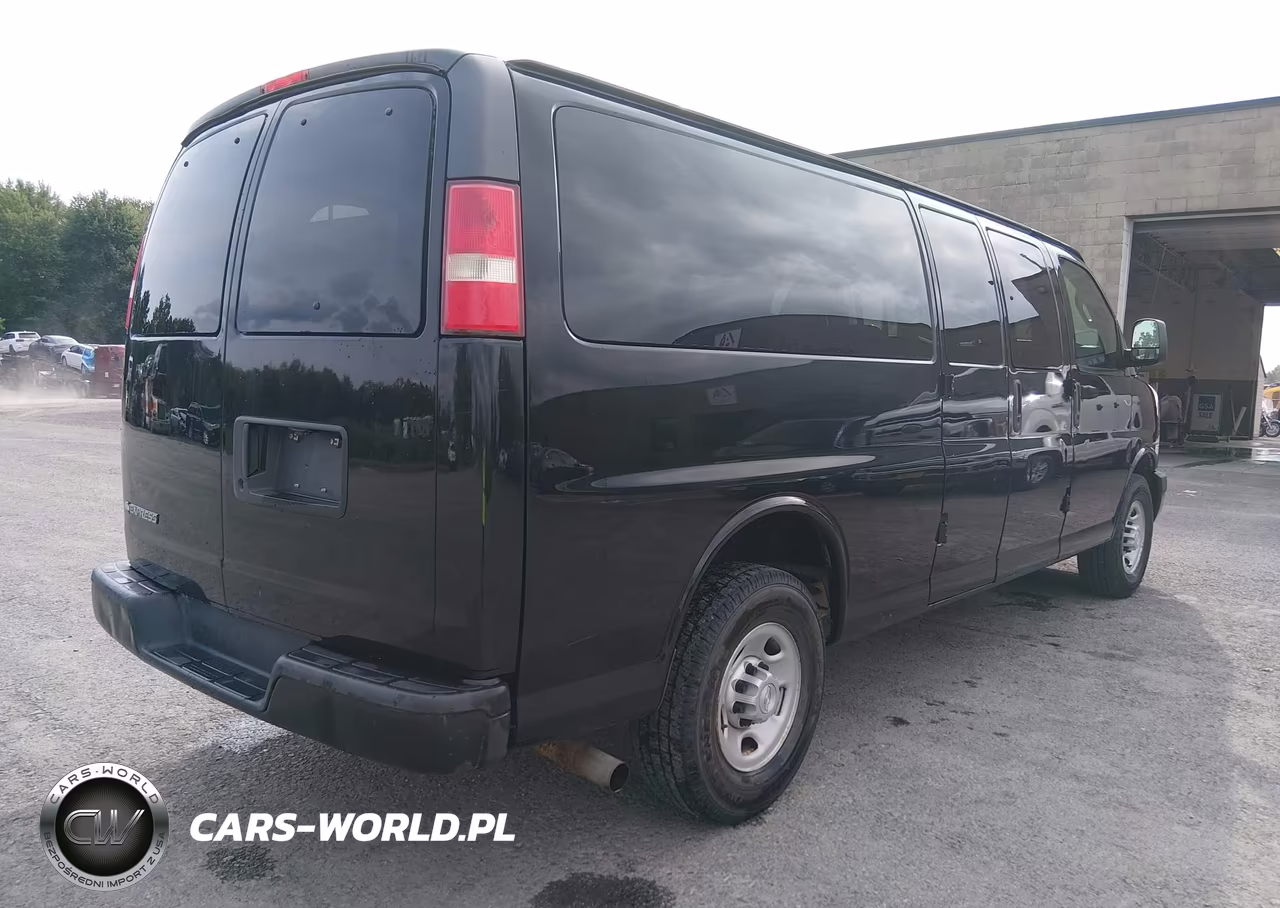 2017 Chevrolet Express 3500 Ls VIN:1GAZGNFF0H1100903 - 4