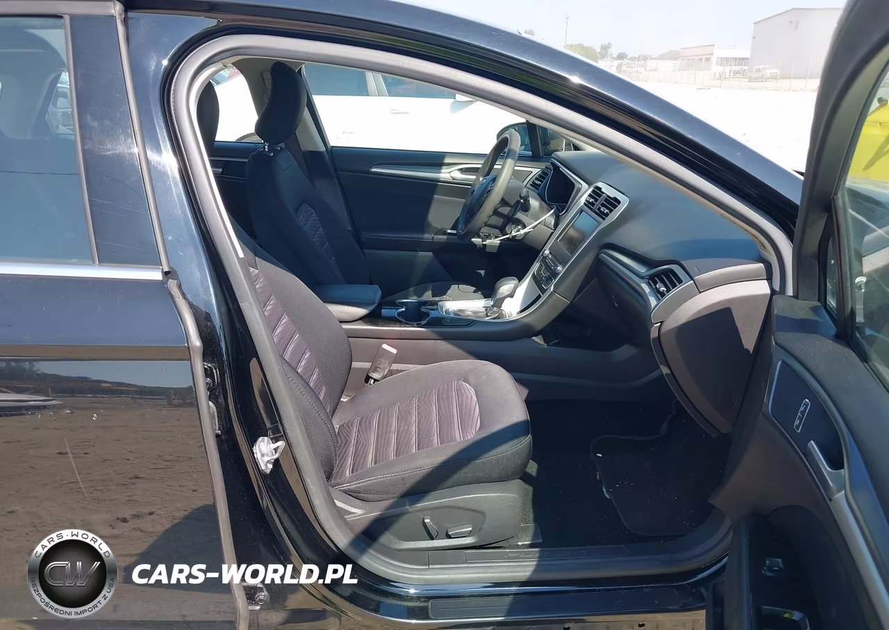 2016 Ford Fusion Se VIN:3FA6P0H7XGR109718 - 5