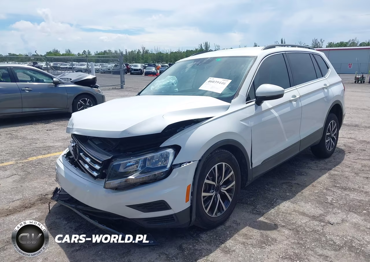 2019 Volkswagen Tiguan 2.0T Se-2.0T Sel-2.0T Sel R-Line-2.0T Sel R-Line Black VIN:3VV3B7AX6KM056750 - 17