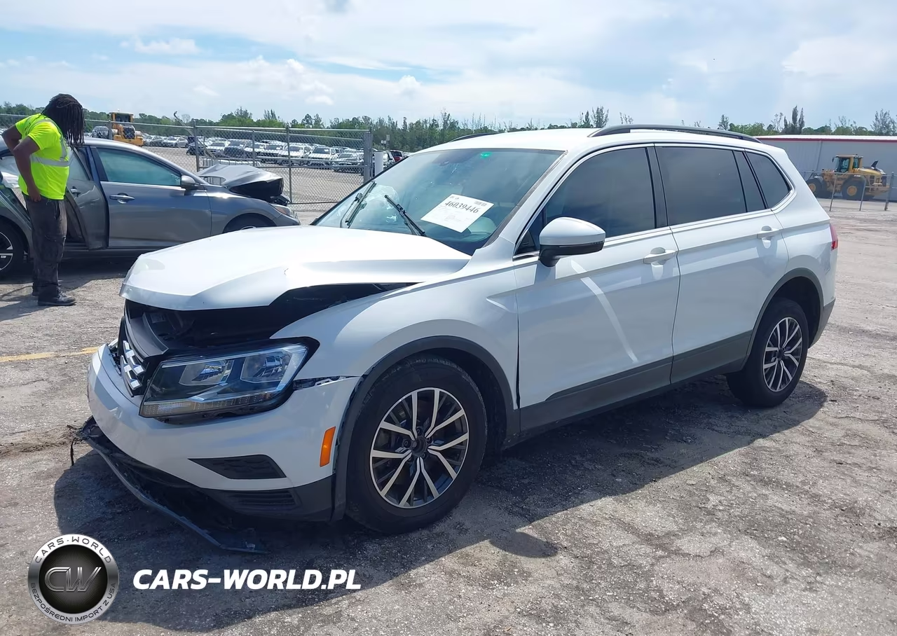 2019 Volkswagen Tiguan 2.0T Se-2.0T Sel-2.0T Sel R-Line-2.0T Sel R-Line Black VIN:3VV3B7AX6KM056750 - 2